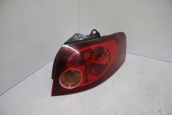 FEU ARRIERE DROIT FIAT CROMA 2005-2010 - Vue 1